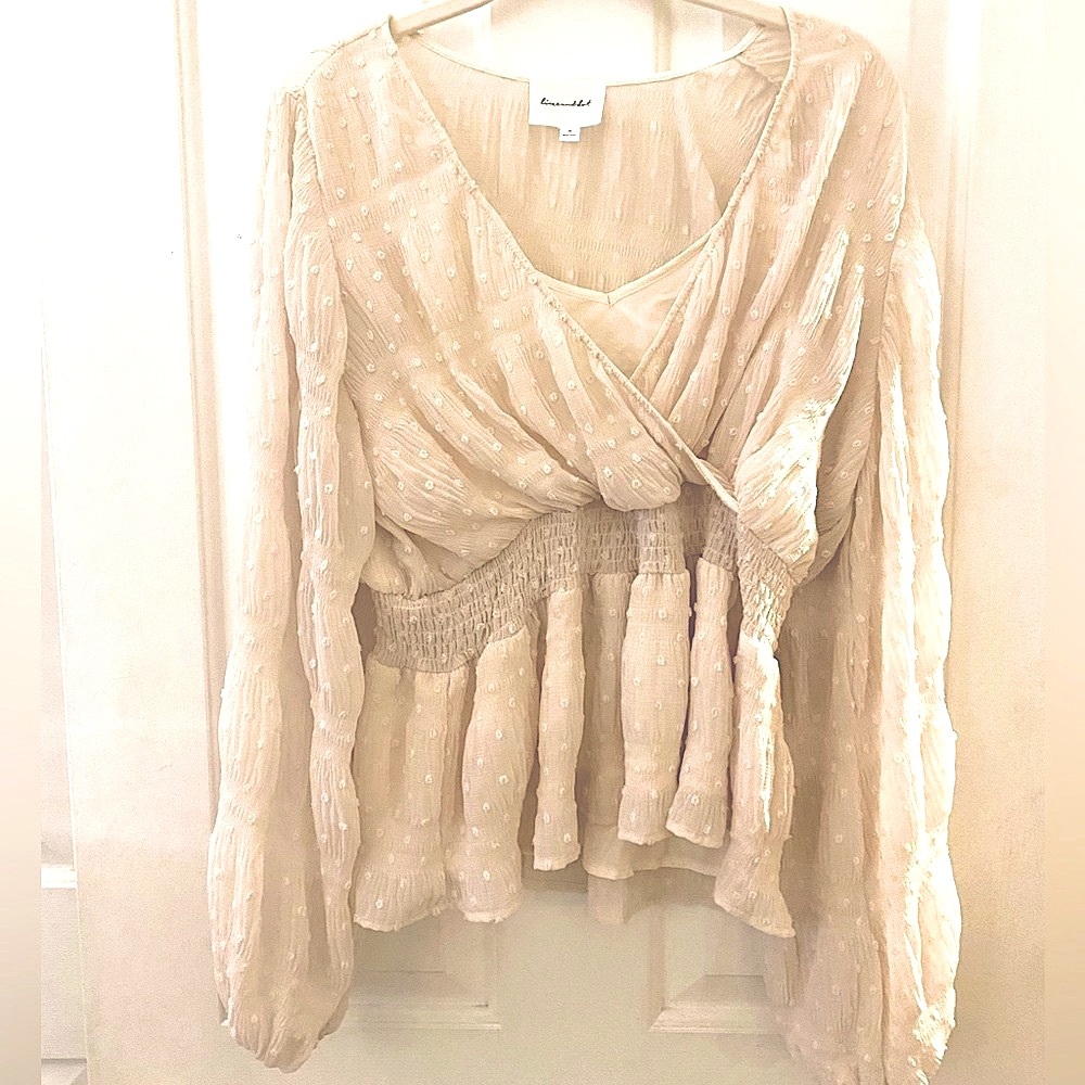 Women’s Sheer Boho Shirt with Swiss Dot Pattern in off white size Medium